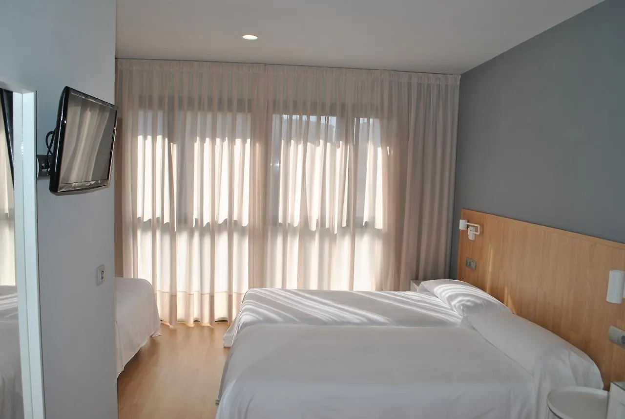Hostal Universitat Cervera  2*, Cervera (Catalonia) Španělsko
