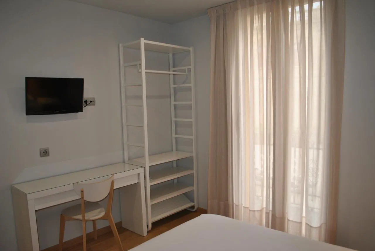 Hostal Universitat Cervera  2*, Cervera (Catalonia)